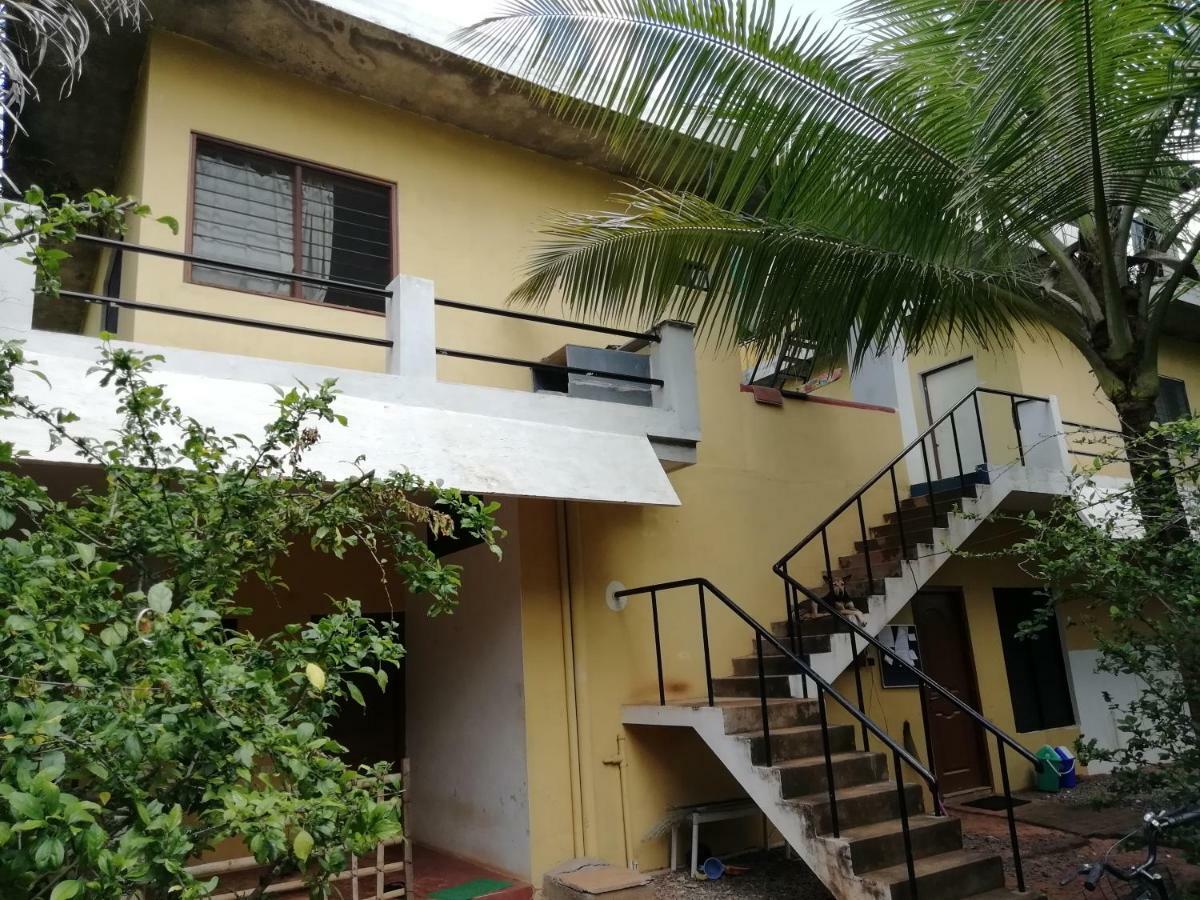 אורוויל Purity Guest House מראה חיצוני תמונה