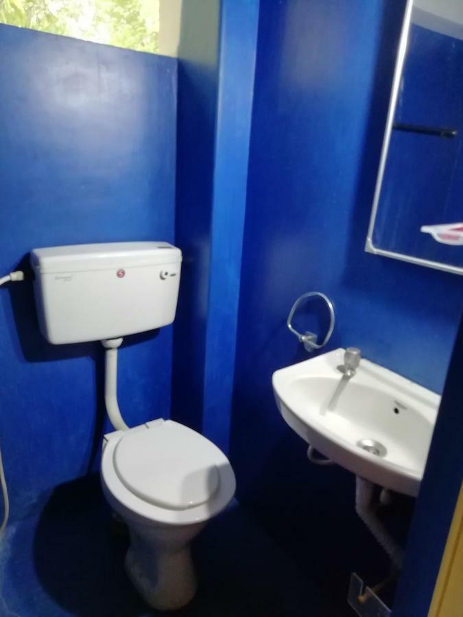 אורוויל Purity Guest House מראה חיצוני תמונה