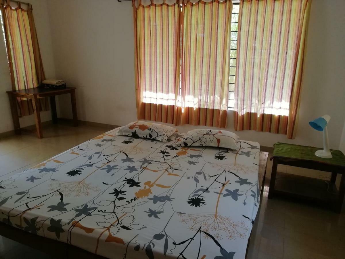 אורוויל Purity Guest House מראה חיצוני תמונה